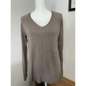 Ladies Korye Knit V Neck Sweater M Casual Chic Outdoor Tan Brown Long Sleeve